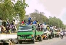 VIDEO SHOWS RESIDENTS LEAVING SOKOTO VILLAGE OVER RELENTLESS BANDIT ATTACKS