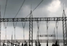 FLOODS, WINDSTORMS WORSEN POWER CRISIS AS ELECTRICITY POLES COLLAPSE IN SOUTHWEST NIGERIA