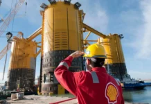 SHELL, BANKS SEAL $3 BILLION FINANCING DEAL TO BOOST NIGERIAN OIL CONTRACTORS