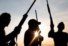 OSUN ELECTION:GUNSHOT ROCKS OSHOGBO AS HOODED GUNMEN INVADE COLLATION CENTRE