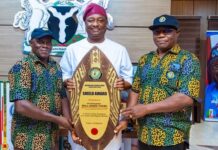 CIVIL SERVICE UNION HONOURS TINUBU WITH SHIELD AWARD FOR WORKERS’ WELFARE
